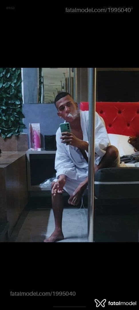 Acompanhante homem morena (o) de olhos mel em Belo Horizonte - Isaac