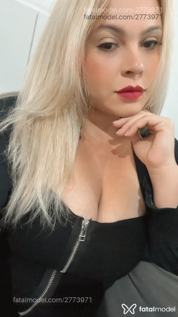 Acompanhante mulher loira (o) de olhos mel em Belo Horizonte - Lia Melo