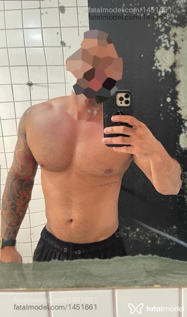 Acompanhante homem morena (o) de olhos pretos em Caruaru Acompanhante homem morena (o) de olhos pretos em Caruaru - Rafael Villa