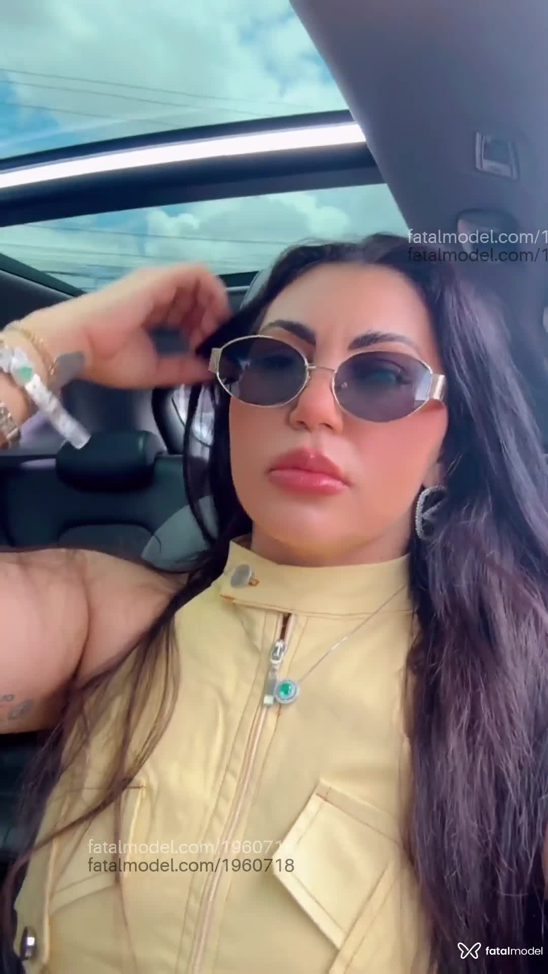 Acompanhante mulher com cabelo castanho de olhos castanhos em Garanhuns - Sabrina Machado