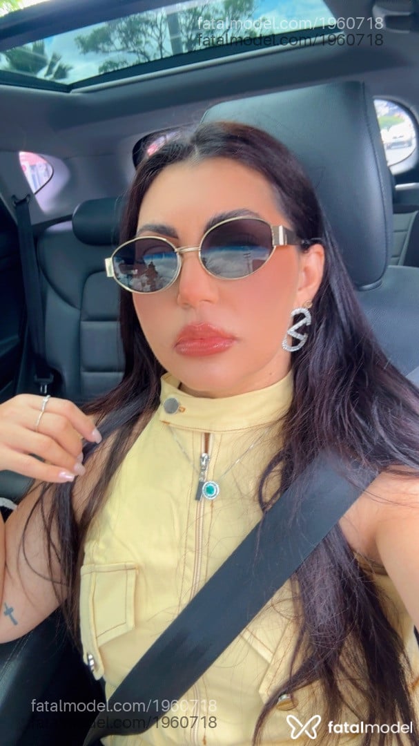 Acompanhante mulher com cabelo castanho de olhos castanhos em Garanhuns - Sabrina Machado