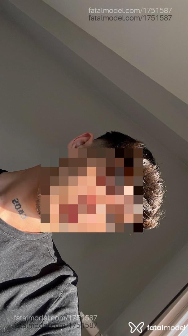 Acompanhante homem com cabelo castanho de olhos mel em São Paulo Acompanhante homem com cabelo castanho de olhos mel em São Paulo - Kaliu Torres