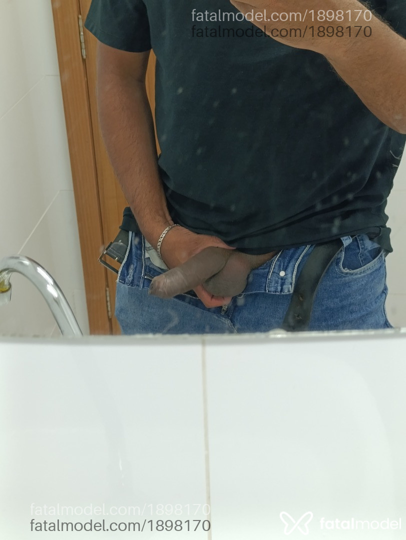 Acompanhante homem com cabelo castanho de olhos castanhos em Macaé - Sávio