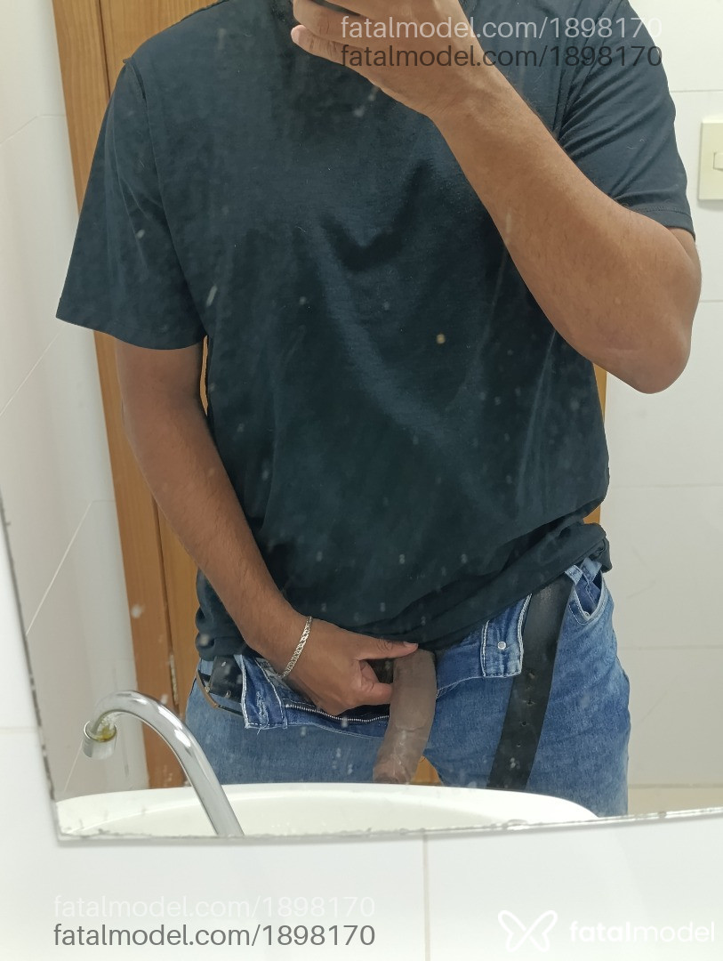Acompanhante homem com cabelo castanho de olhos castanhos em Macaé - Sávio
