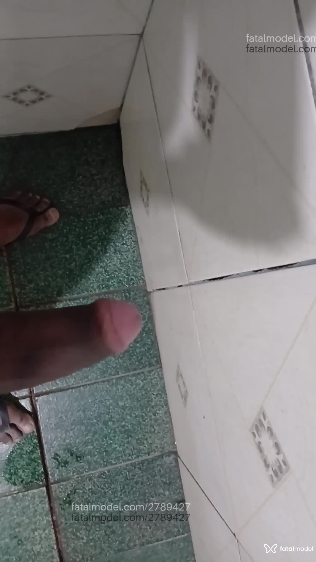 Acompanhante homem morena (o) de olhos pretos em Alvorada D'oeste Acompanhante homem morena (o) de olhos pretos em Alvorada D'oeste - George
