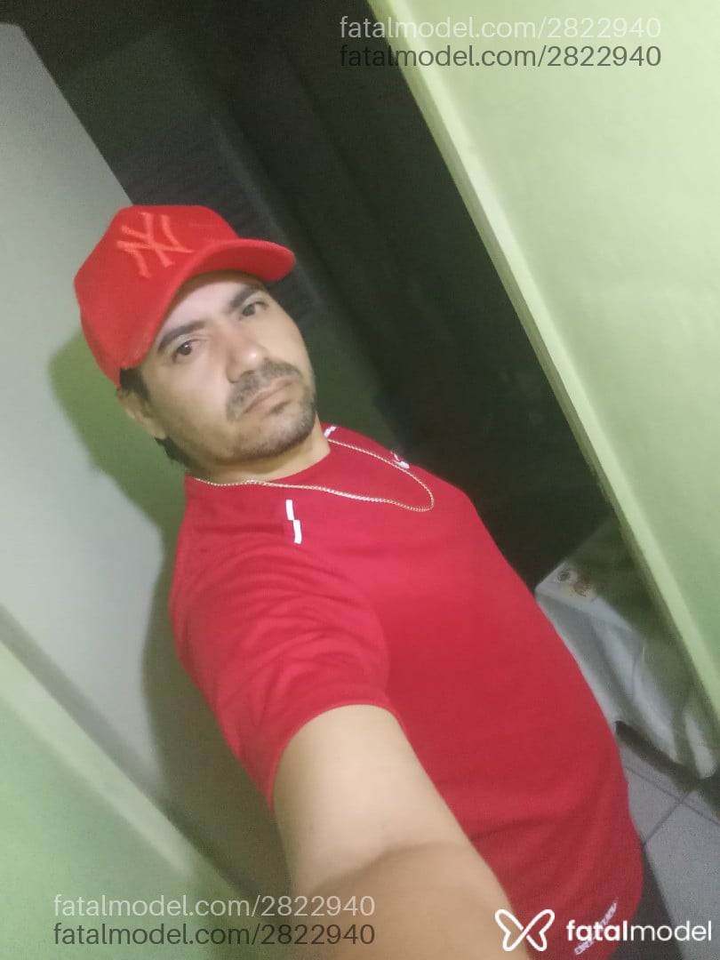 Acompanhante homem morena (o) de olhos pretos em Santa Cruz do Rio Pardo Acompanhante homem morena (o) de olhos pretos em Santa Cruz do Rio Pardo - Roger