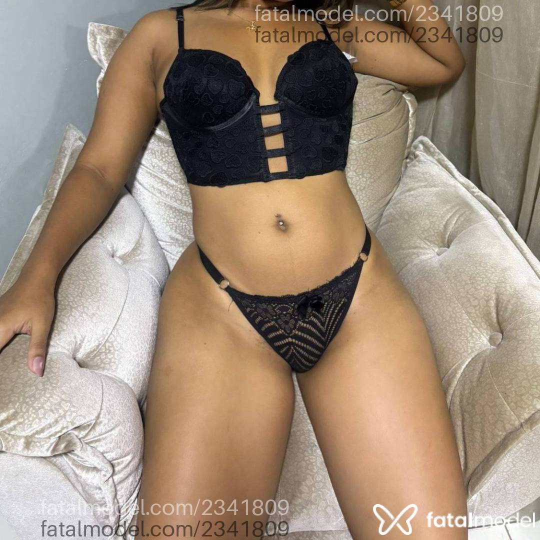 Acompanhante mulher com cabelo castanho de olhos castanhos em Arapiraca Acompanhante mulher com cabelo castanho de olhos castanhos em Arapiraca - Yasmim Santos