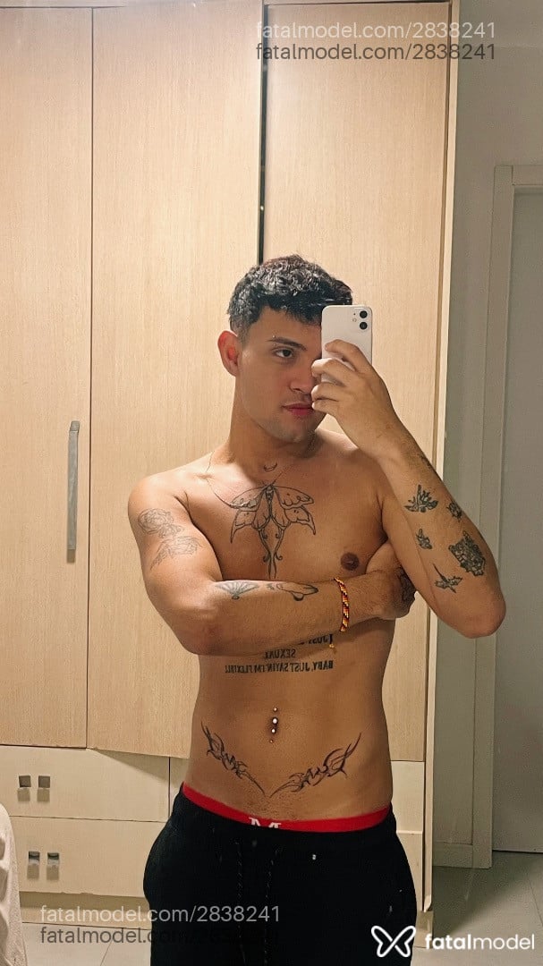 Acompanhante homem morena (o) de olhos pretos em Balneário Camboriú - Wellrodrgs