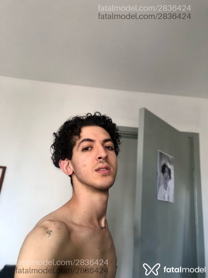 Acompanhante homem com cabelo castanho de olhos castanhos em São Paulo - Pedro