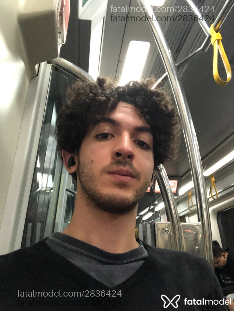Acompanhante homem com cabelo castanho de olhos castanhos em São Paulo - Pedro