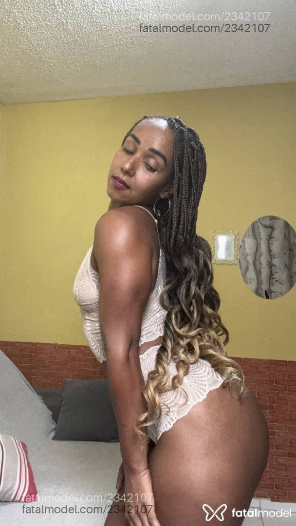 Acompanhante mulher morena (o) de olhos pretos em Rio de Janeiro - Eduarda