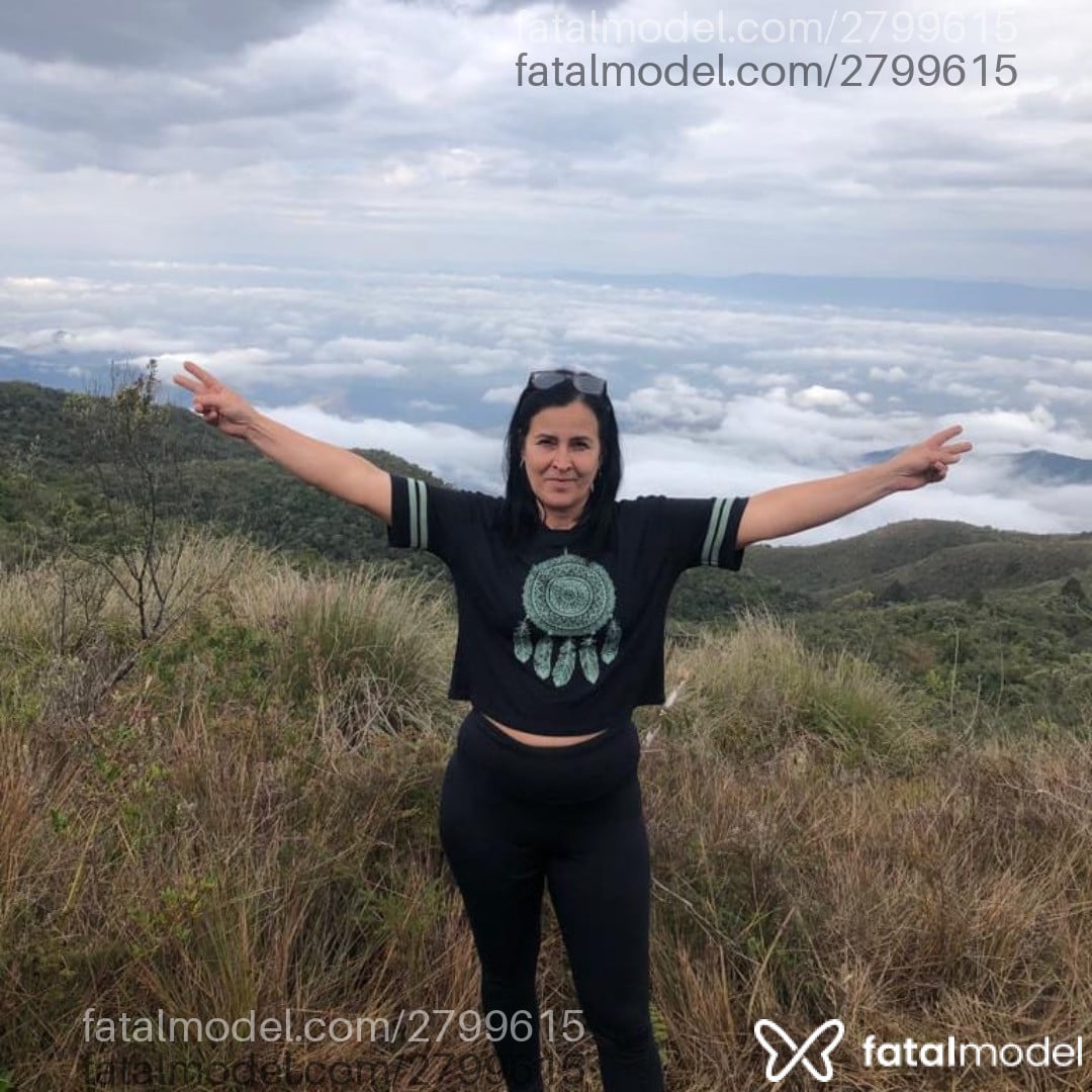 Acompanhante mulher morena (o) de olhos castanhos em Virtual - Maria Lia