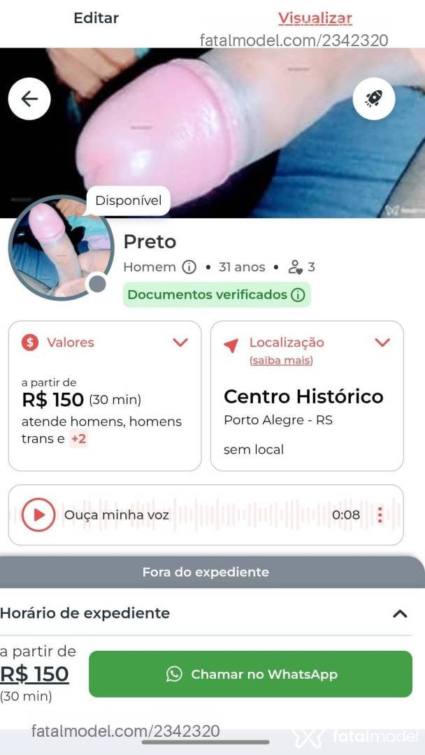Acompanhante homem com cabelo castanho de olhos pretos - Preto