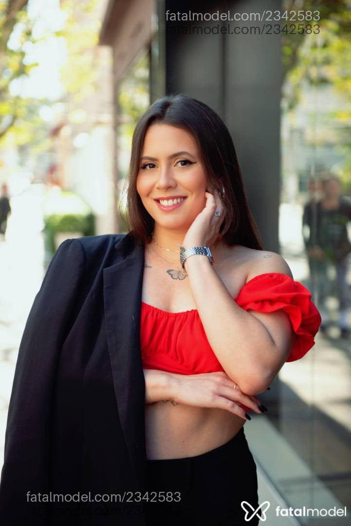 Acompanhante mulher morena (o) de olhos castanhos em Três Lagoas - Antonella