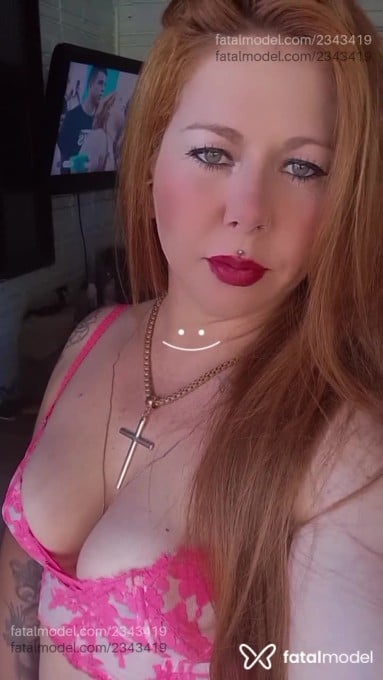 Acompanhante mulher ruiva (o) de olhos verdes em Porto Alegre Acompanhante mulher ruiva (o) de olhos verdes em Porto Alegre - Giani