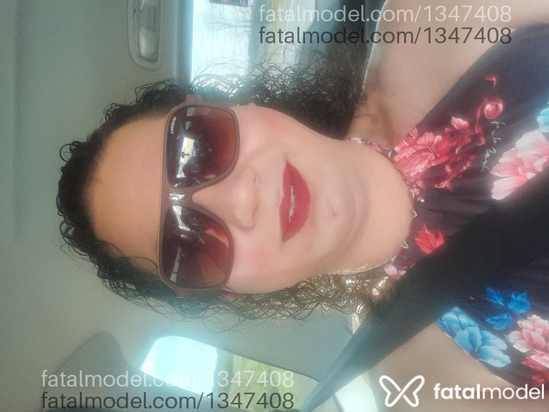 Acompanhante homem trans com cabelo castanho de olhos castanhos em Arapoti - Cristal