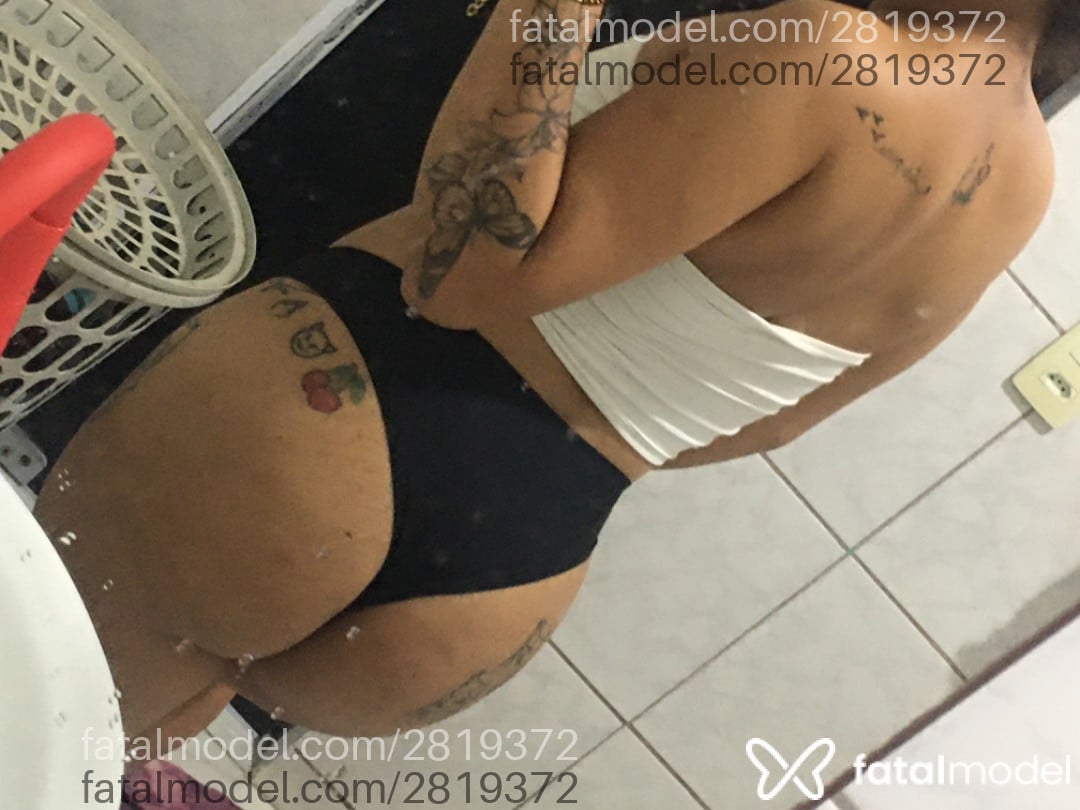 Acompanhante mulher morena (o) de olhos verdes em Vila Velha - Gabriela