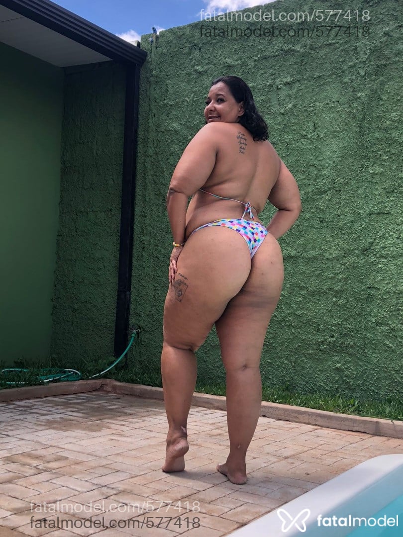 Acompanhante mulher morena (o) de olhos castanhos em São Sebastião do Paraíso Acompanhante mulher morena (o) de olhos castanhos em São Sebastião do Paraíso - Val morena