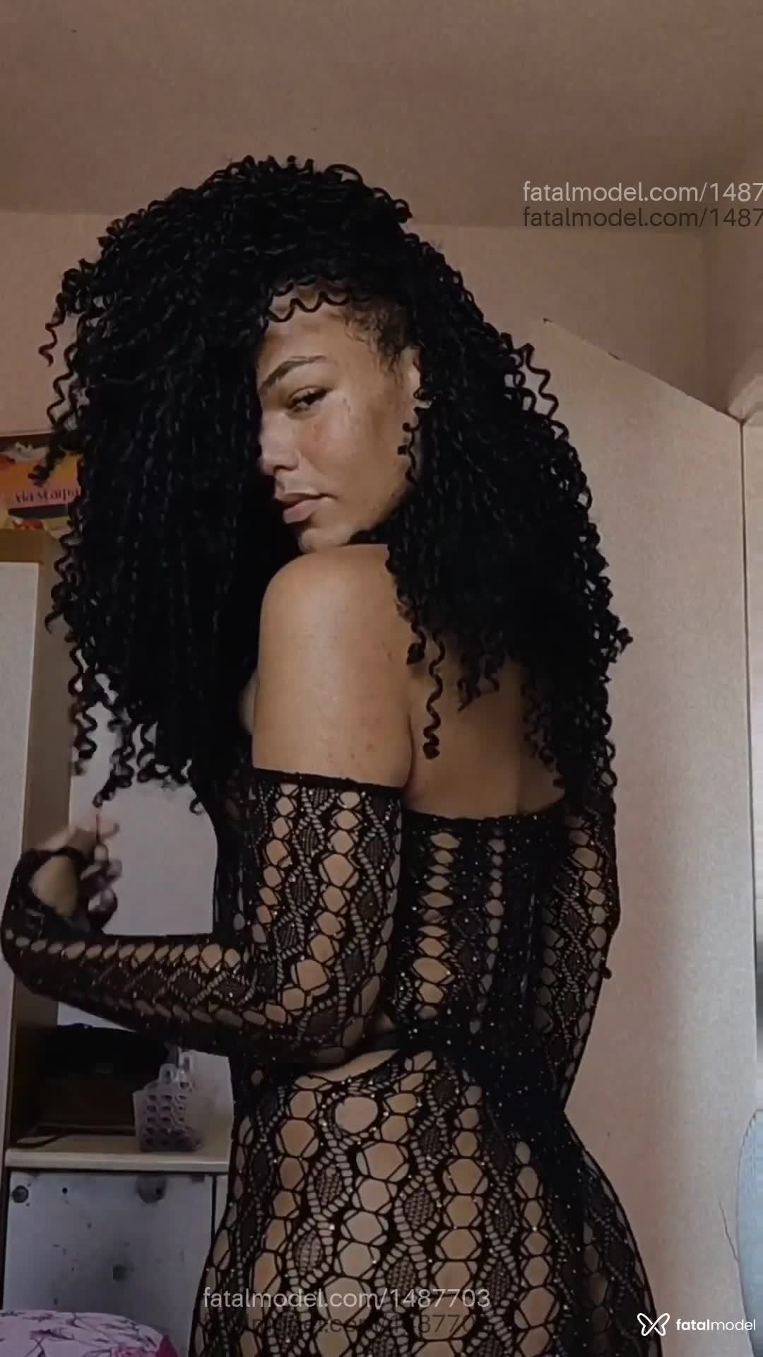 Acompanhante mulher trans morena (o) de olhos castanhos em Alagoinhas - Victória