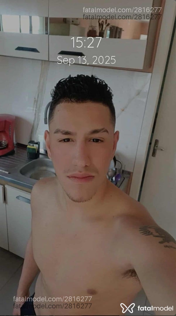 Acompanhante homem morena (o) de olhos pretos em Porto Alegre - Toguro