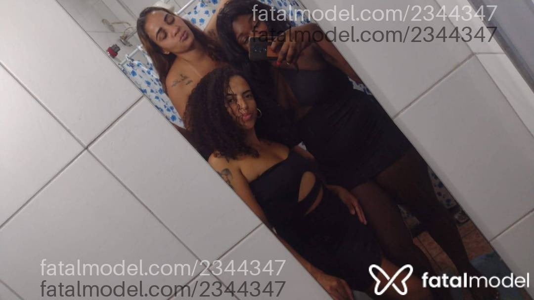Acompanhante mulher morena (o) de olhos castanhos - Larissa Santos