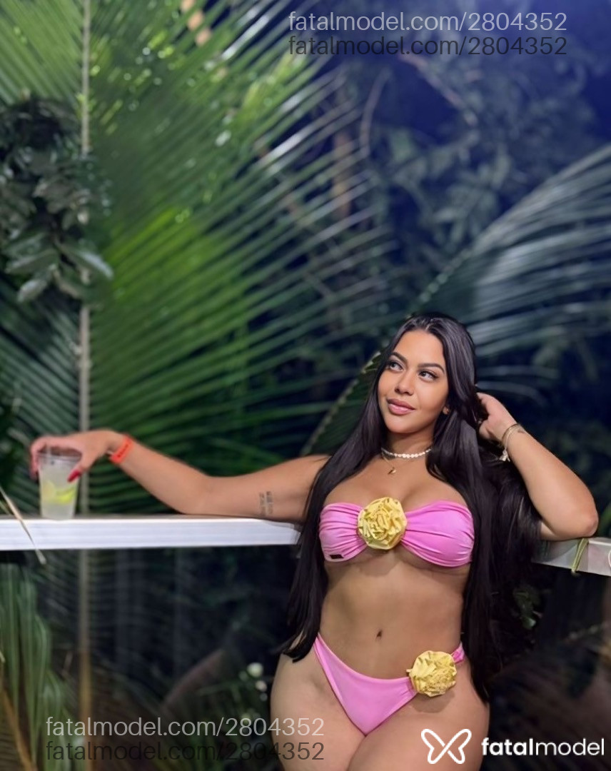 Acompanhante mulher morena (o) de olhos mel em Parauapebas - Paola