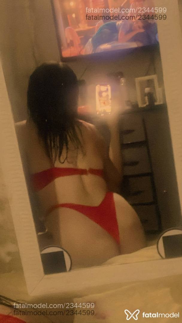 Acompanhante mulher trans loira (o) de olhos mel - Rafaelly