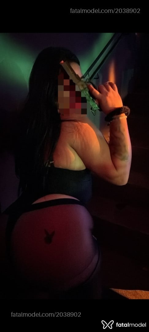 Acompanhante mulher morena (o) de olhos castanhos em Pelotas - Safira