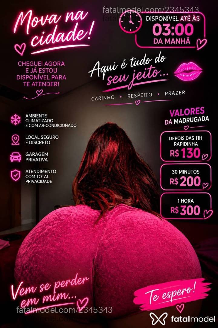 Acompanhante mulher ruiva (o) de olhos pretos - Sophia Mello