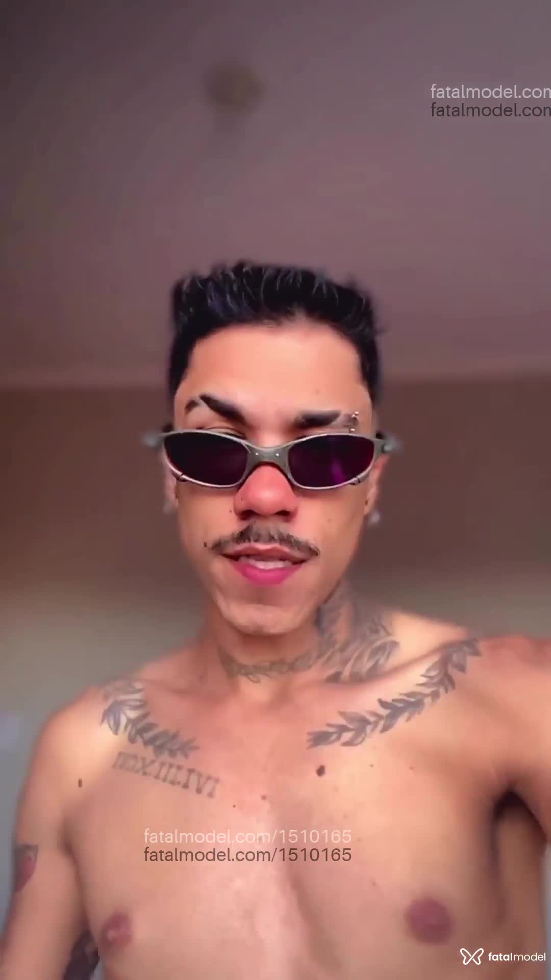Acompanhante homem morena (o) de olhos castanhos - Ícaro Henrique