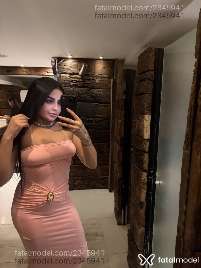 Acompanhante mulher morena (o) de olhos castanhos - Hanna