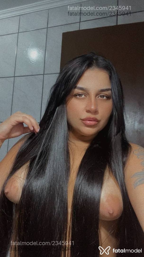 Acompanhante mulher morena (o) de olhos castanhos em São Lourenço - Hanna