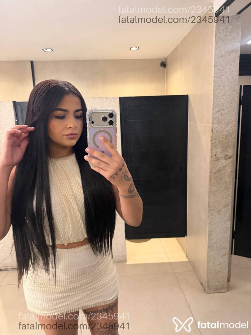 Acompanhante mulher morena (o) de olhos castanhos - Hanna