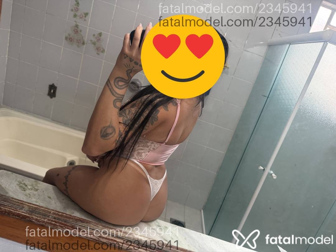 Acompanhante mulher morena (o) de olhos castanhos - Hanna