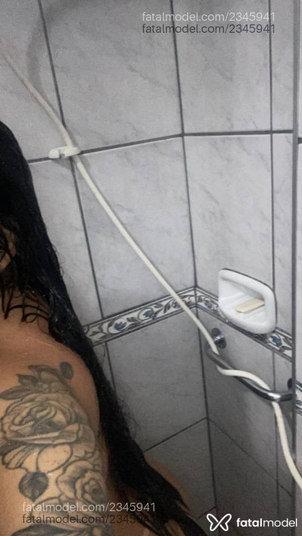 Acompanhante mulher morena (o) de olhos castanhos em São Lourenço - Hanna