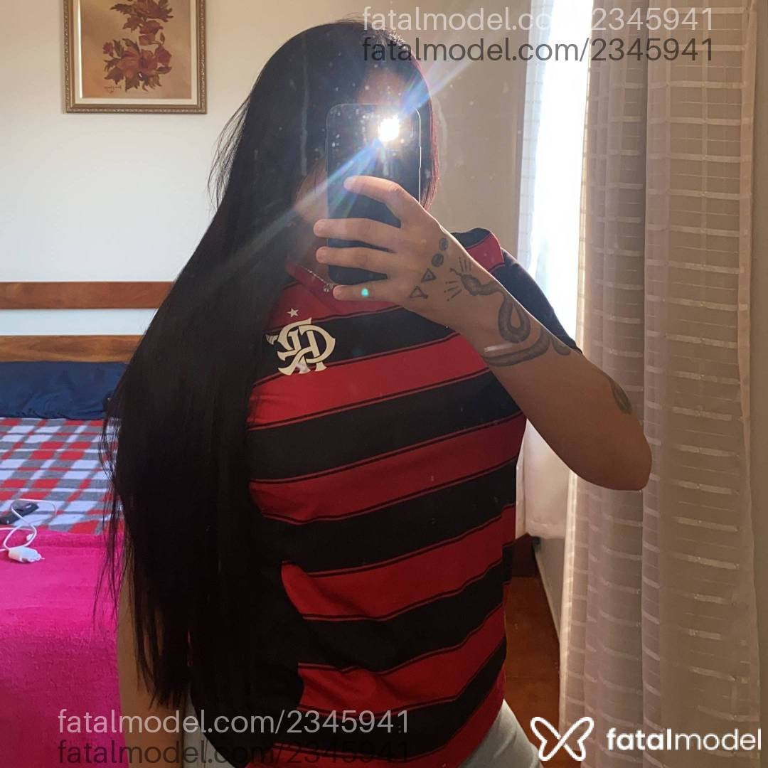 Acompanhante mulher morena (o) de olhos castanhos em São Lourenço - Kamilla