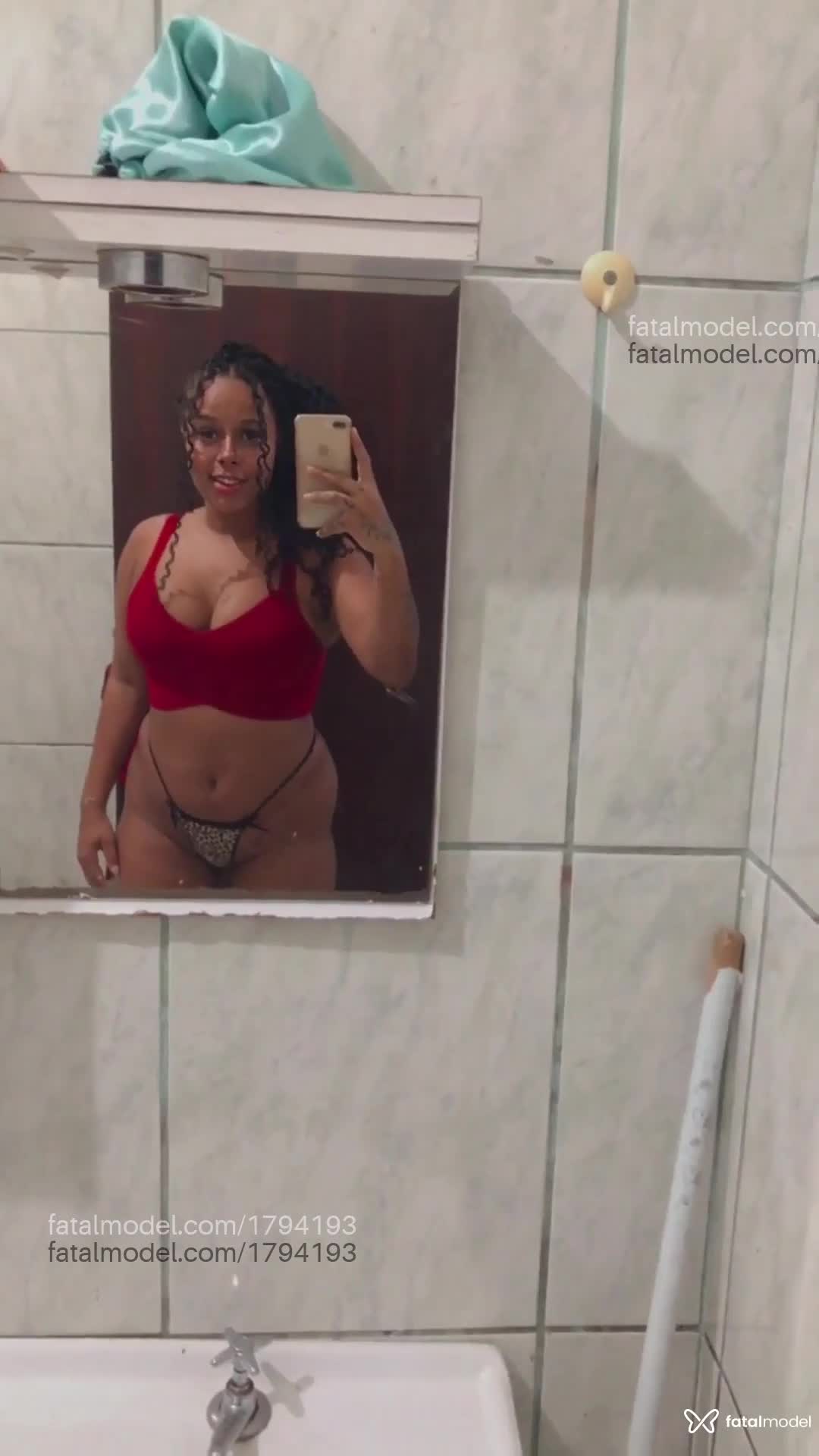 Acompanhante mulher morena (o) de olhos castanhos em Varginha - Cacau bredette