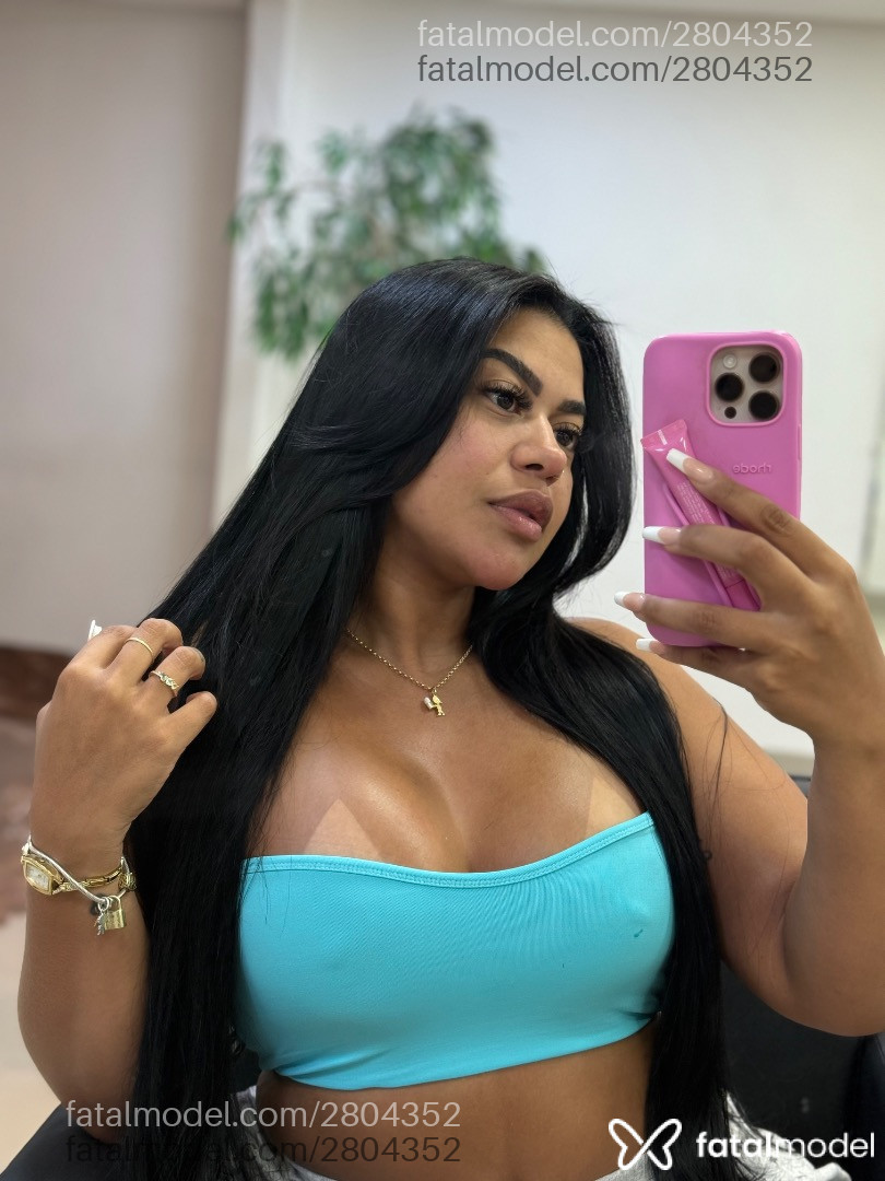 Acompanhante mulher morena (o) de olhos mel em Parauapebas - Paola