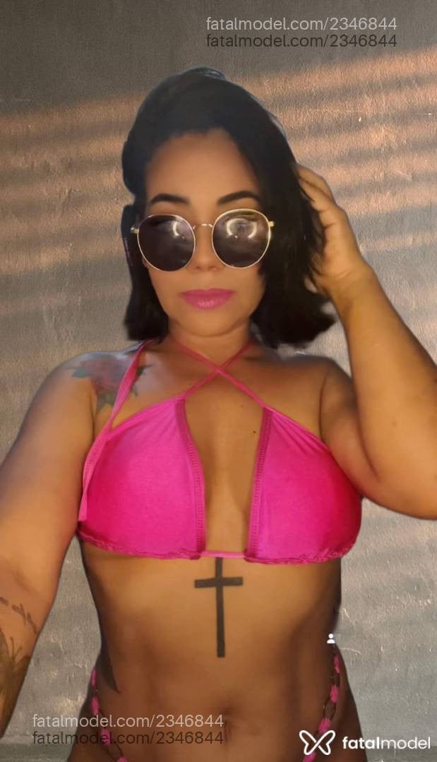 Acompanhante mulher morena (o) de olhos castanhos em João Pessoa - Hymola
