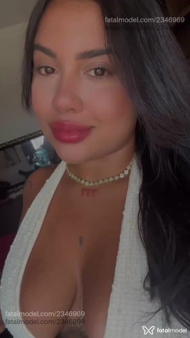 Acompanhante mulher com cabelo castanho de olhos castanhos em Rio de Janeiro - Milena Castro
