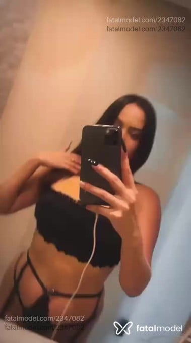 Acompanhante mulher com cabelo castanho de olhos castanhos em Foz do Iguaçu - Cacau Ferraz