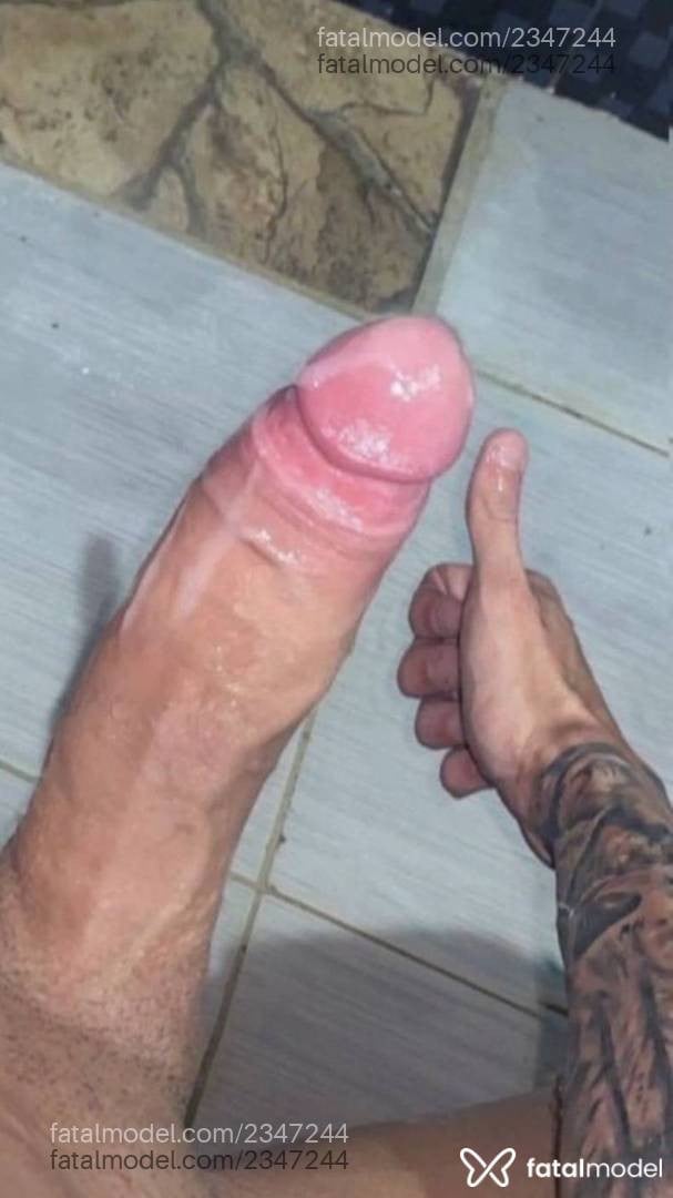 Acompanhante homem com cabelo castanho de olhos castanhos - Kauan Silva