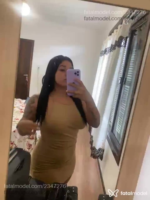 Acompanhante mulher morena (o) de olhos castanhos - Alicia