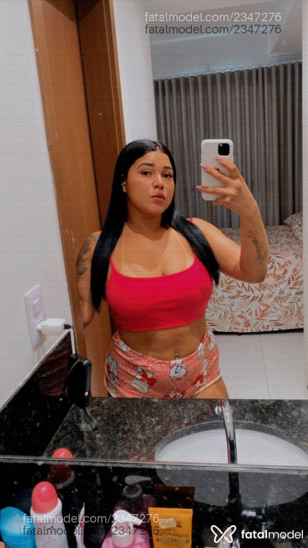 Acompanhante mulher morena (o) de olhos castanhos em Rio Verde - Alicia
