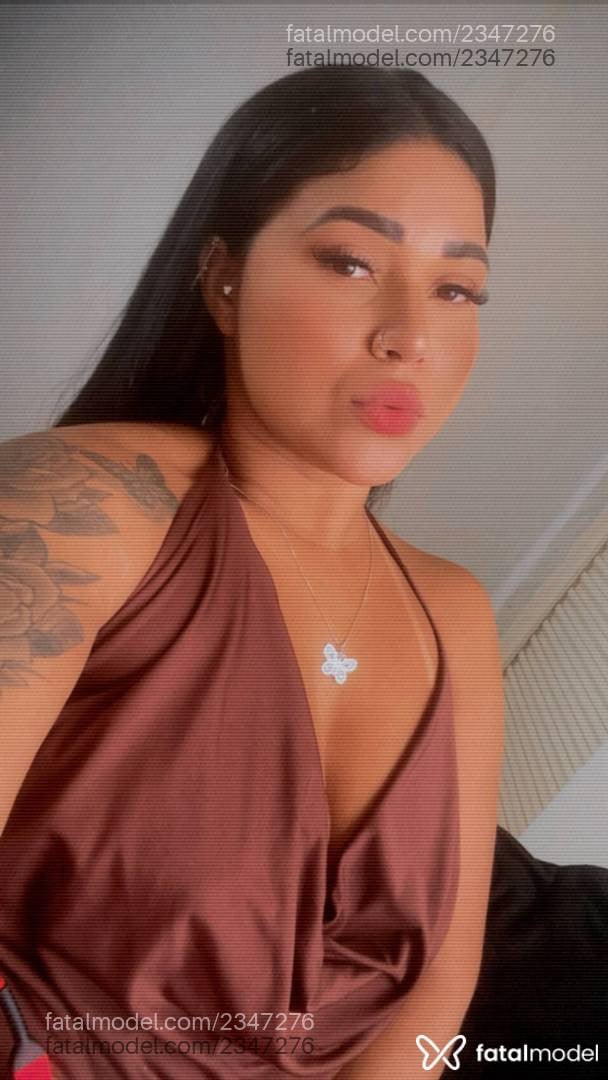 Acompanhante mulher morena (o) de olhos castanhos em Rio Verde - Alicia