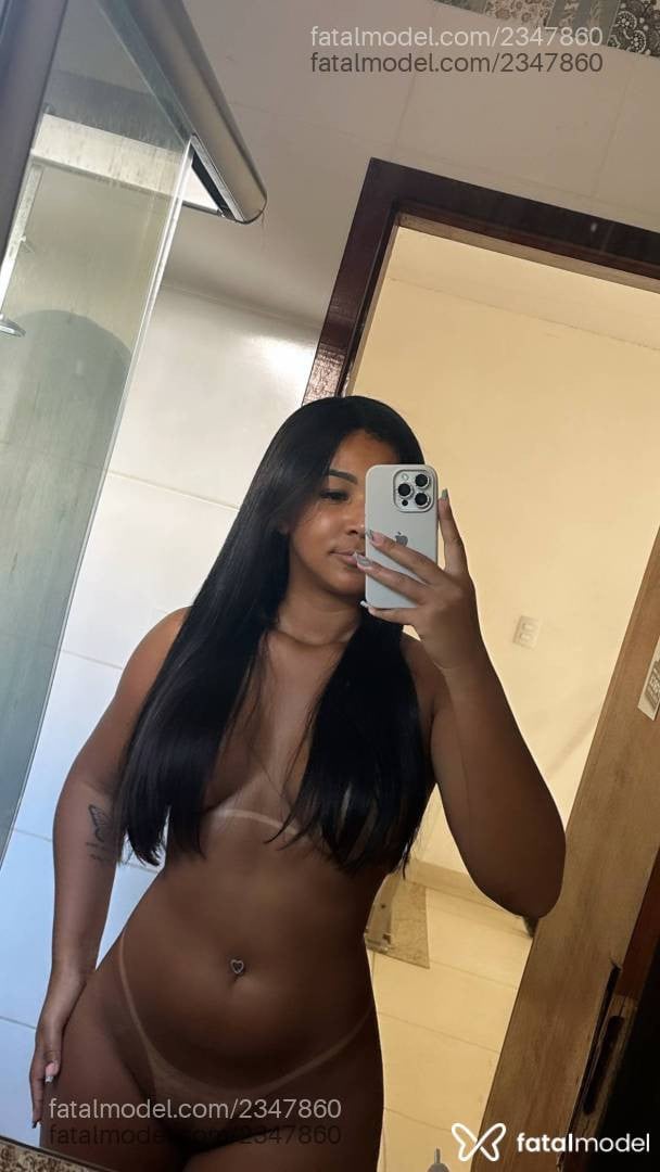 Acompanhante mulher morena (o) de olhos castanhos em Campos dos Goytacazes - Rebecca Castro