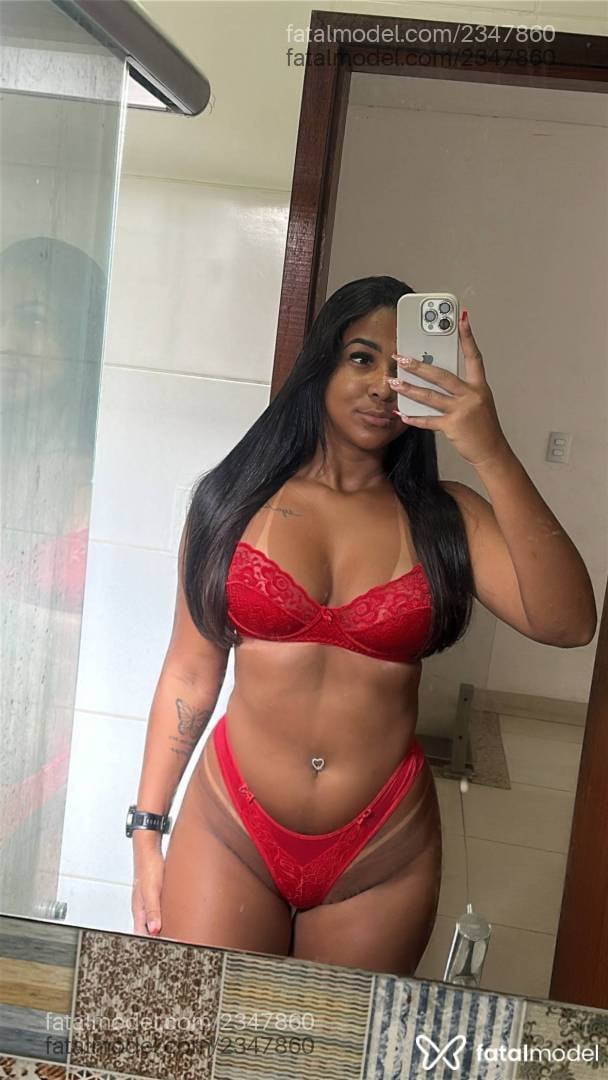Acompanhante mulher morena (o) de olhos castanhos em Campos dos Goytacazes - Rebecca Castro