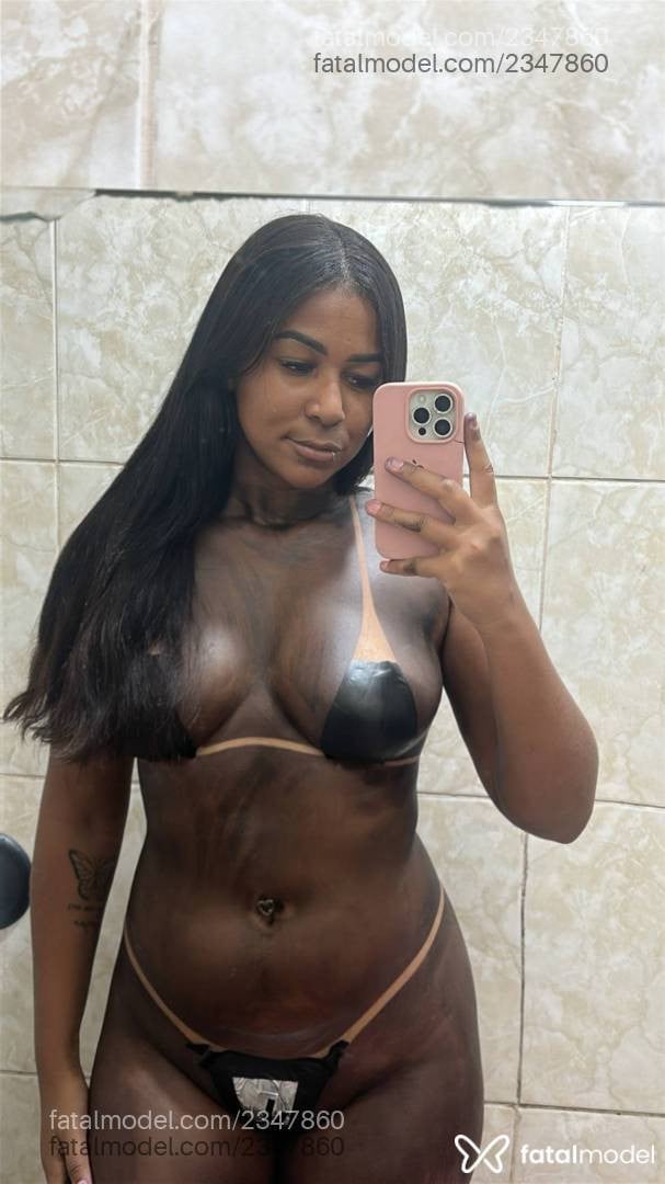 Acompanhante mulher morena (o) de olhos castanhos - Rebecca Castro