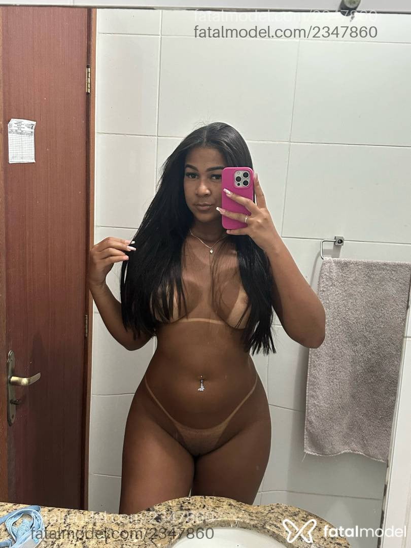 Acompanhante mulher morena (o) de olhos castanhos em Campos dos Goytacazes - Rebecca Castro