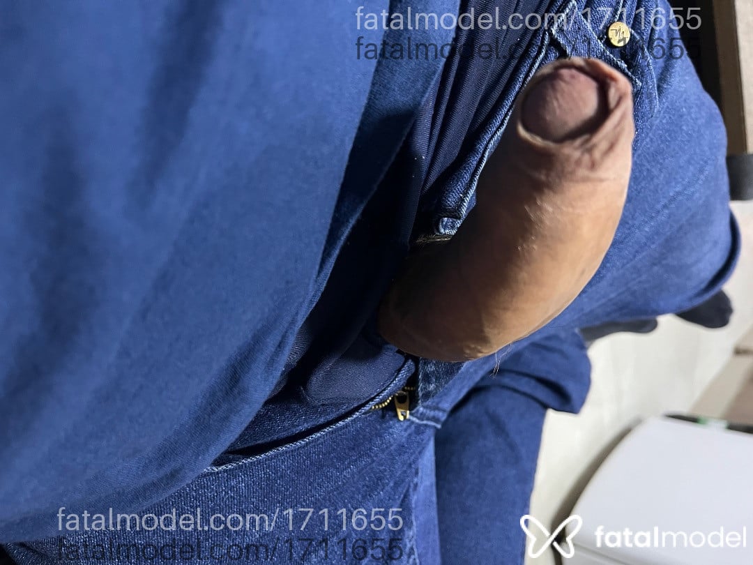 Acompanhante homem com cabelo castanho de olhos castanhos em Passo Fundo - Henrique